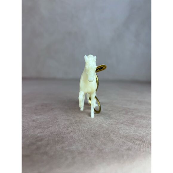 Breyer Stablemate Andalusian BreyerFest 2003 Glow In The Dark Keychain 1,500 - Picture 10 of 11